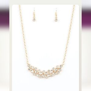 Paparazzi Radiant Gold Jewelry Set